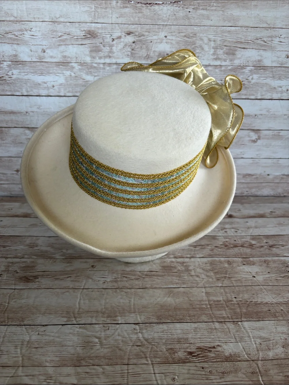 Vintage Ivory Dress Hat with Gold Ribbon Accent - Picture 4 of 10